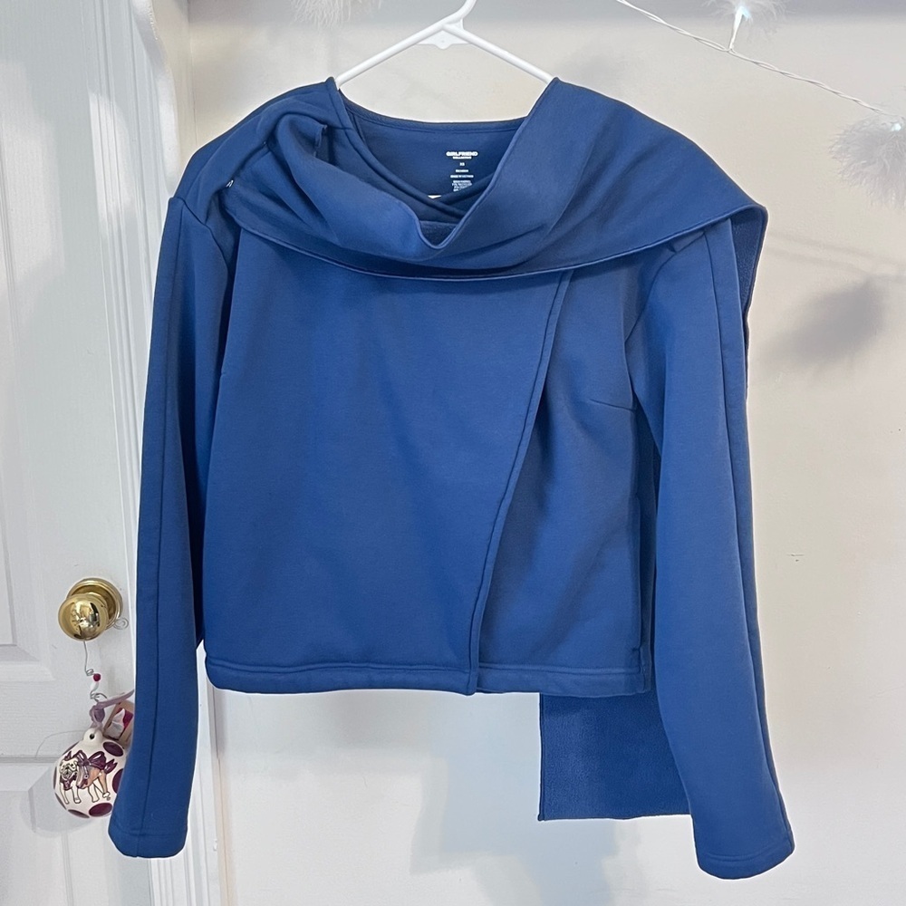 FINAL PRICE Girlfriend Collective Sweatshirt with Detachable Scarf